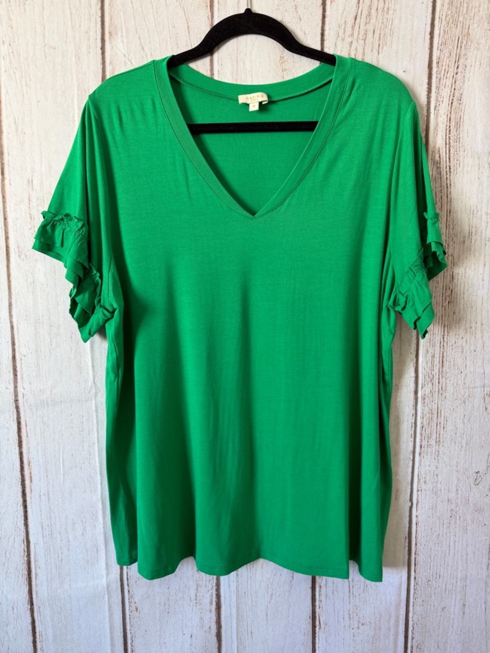 Laura Plus Green V-Neck Ruffle Sleeve Top Size 1X